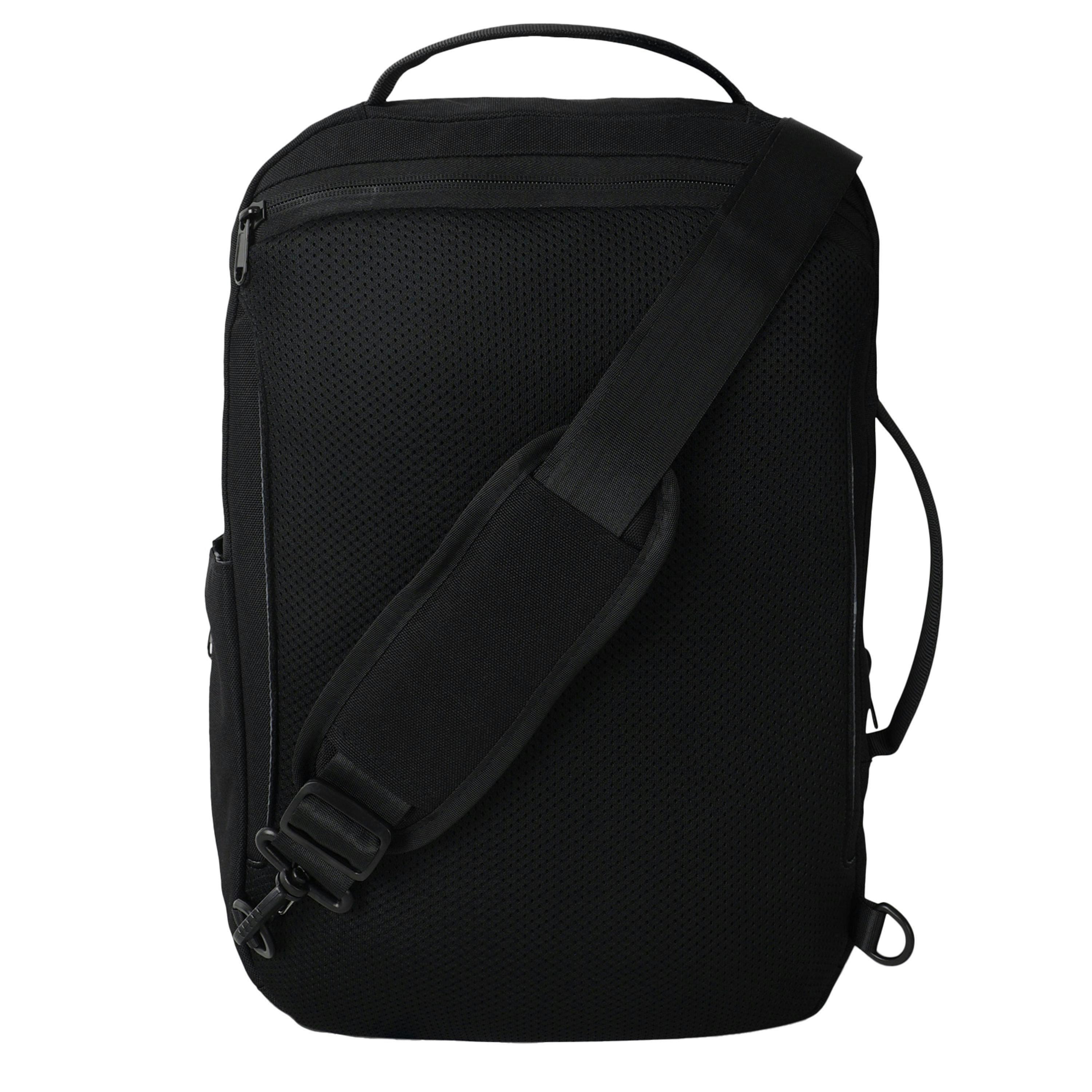 Umbro Pro Training Messenger Bag , view 2 of 5