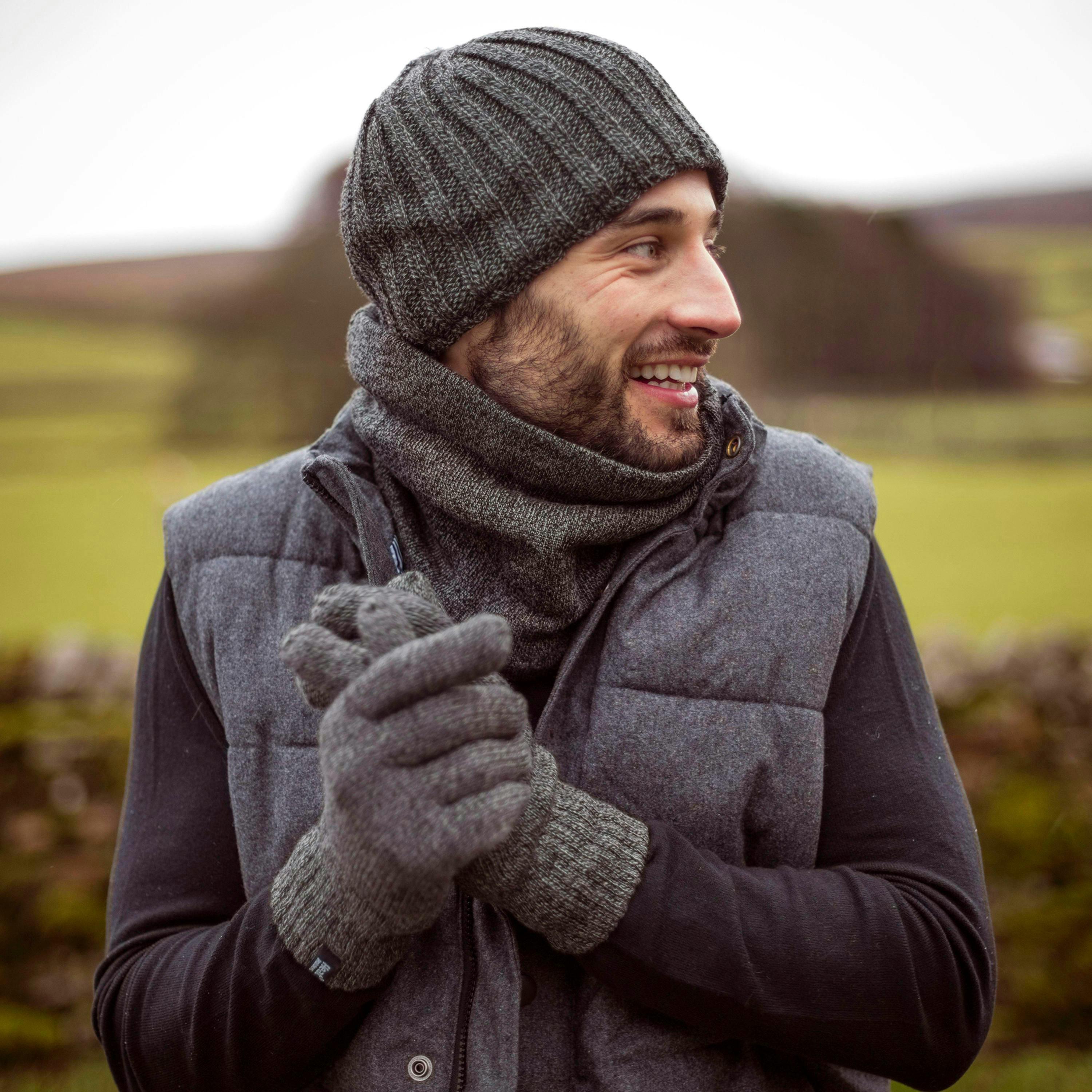 Mens Fleece Lined Thermal Hat & Glove Set for Winter , view 5 of 5