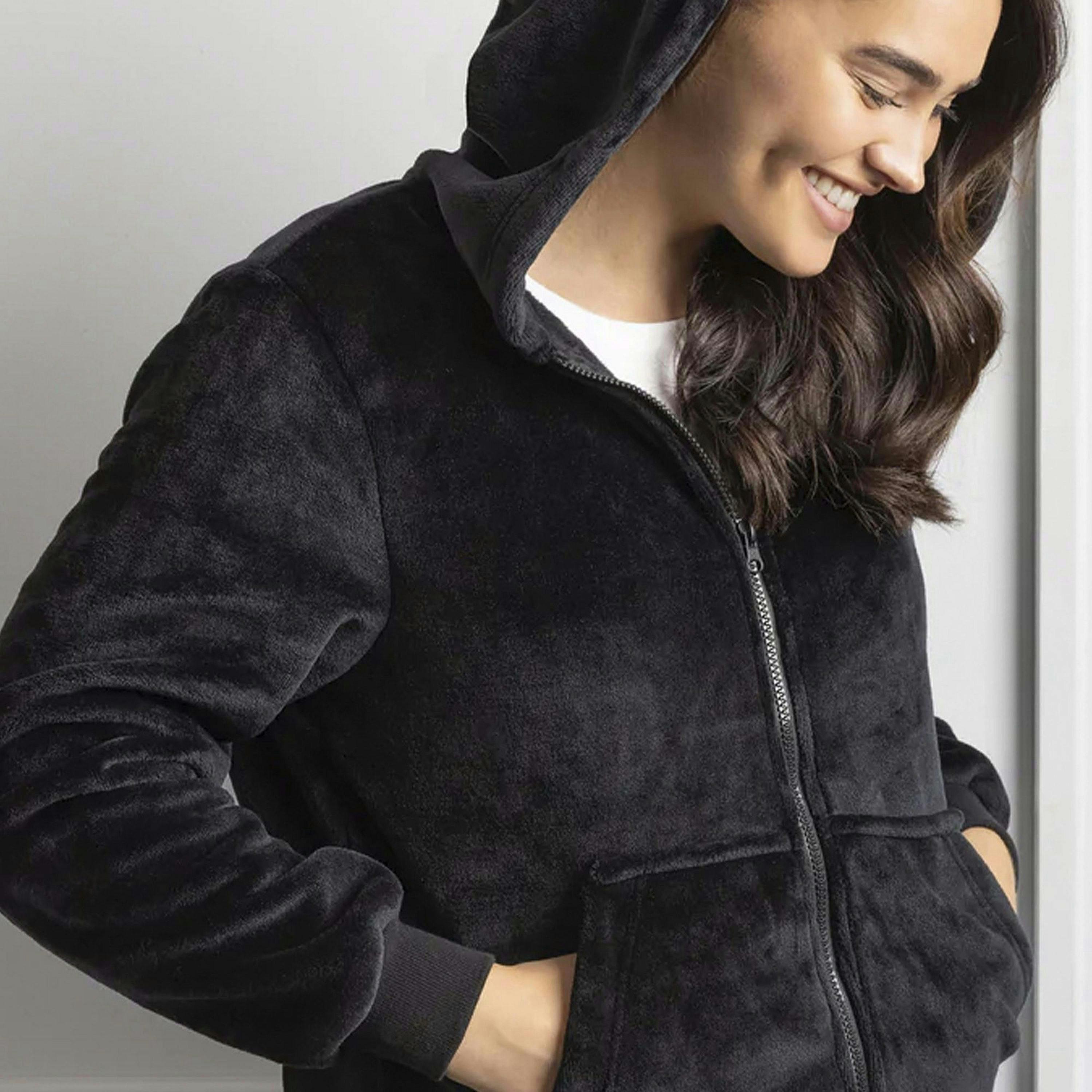 Warm Fleece Snoodie Hoodie for Women - Insulated Winter Sweatshirt Blanket , view 4 of 4