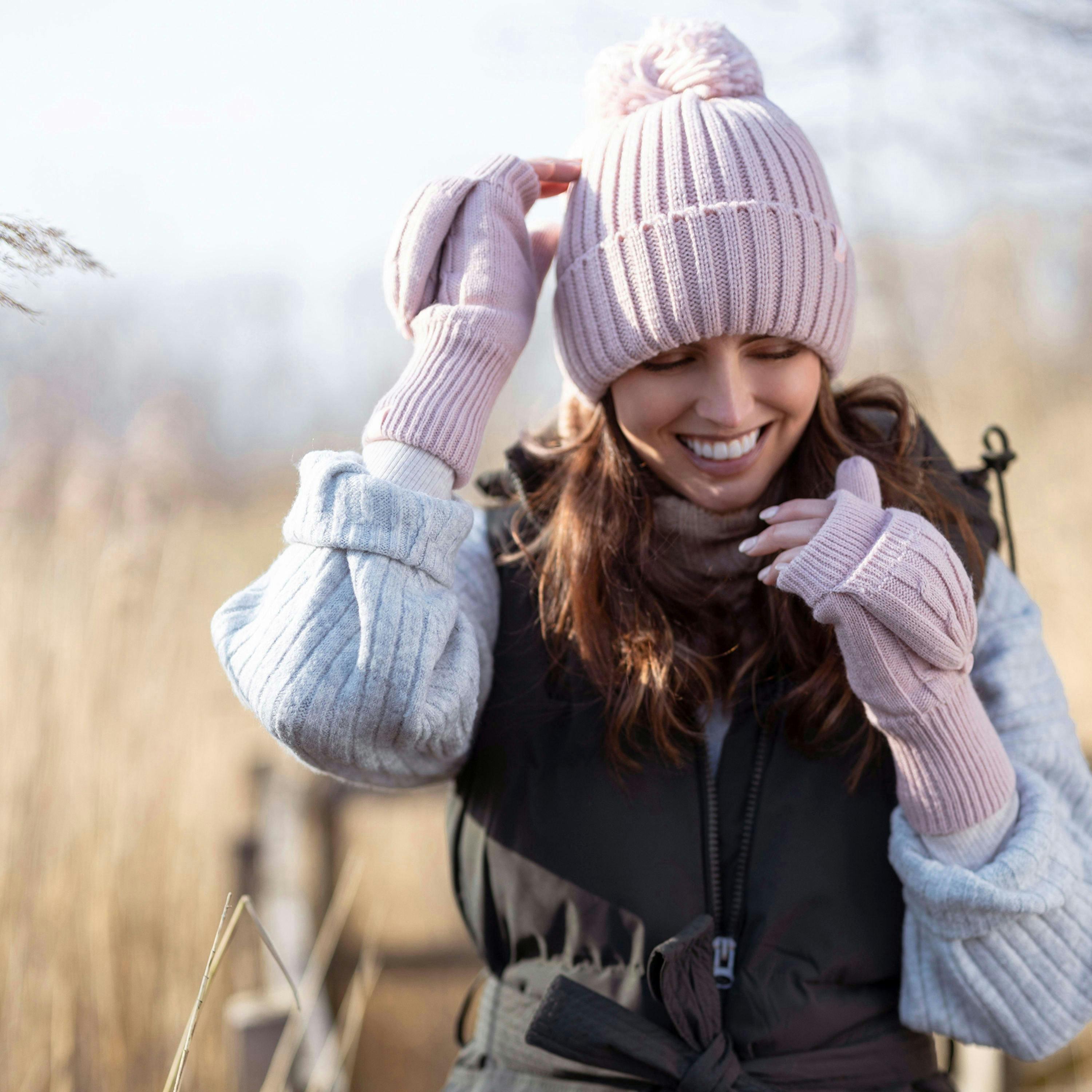 Ladies Cable Knit 2.3 Tog Thermal Winter Fingerless Converter Gloves , view 5 of 5