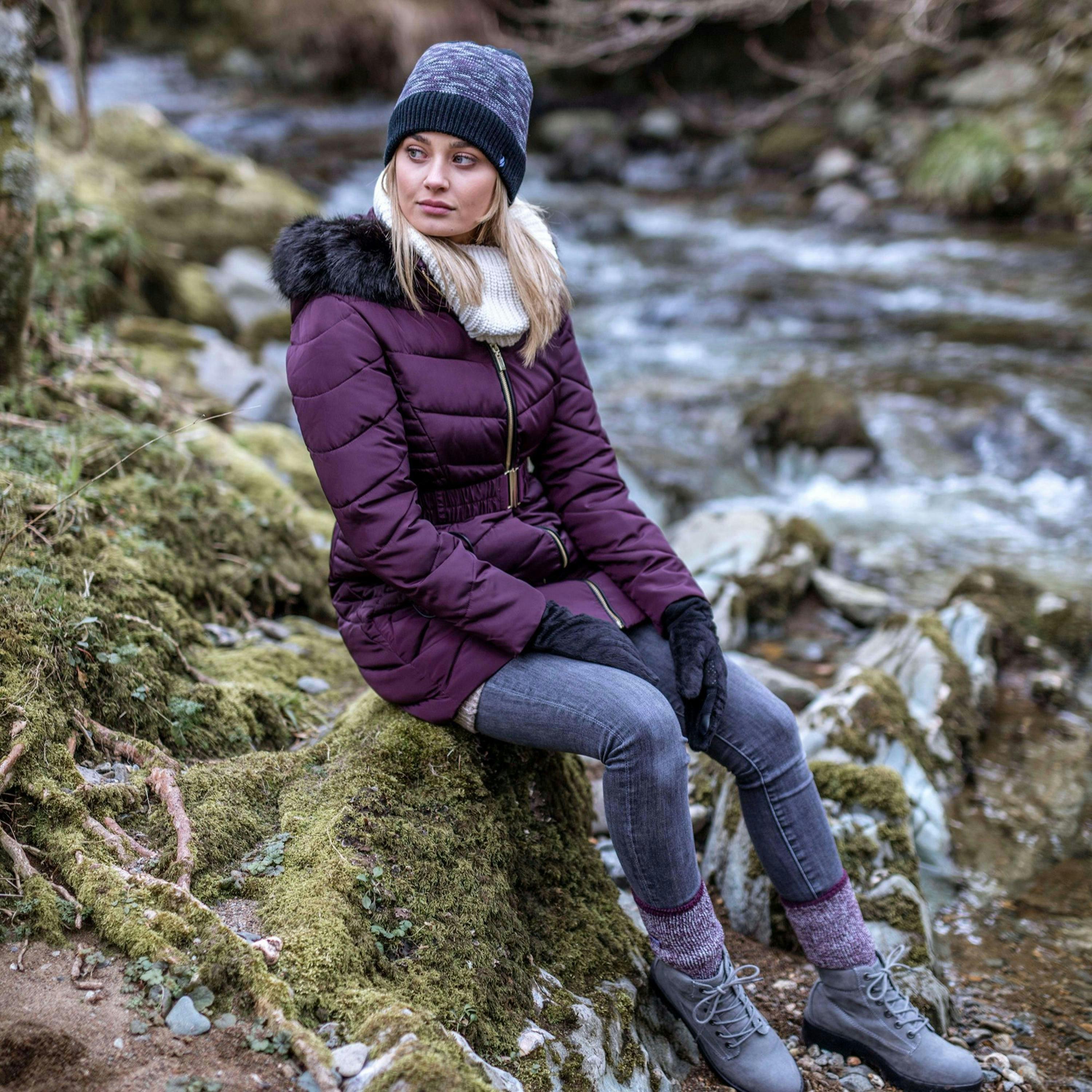 Ladies Outdoor Winter Warm Thermal Merino Wool Socks , view 4 of 5