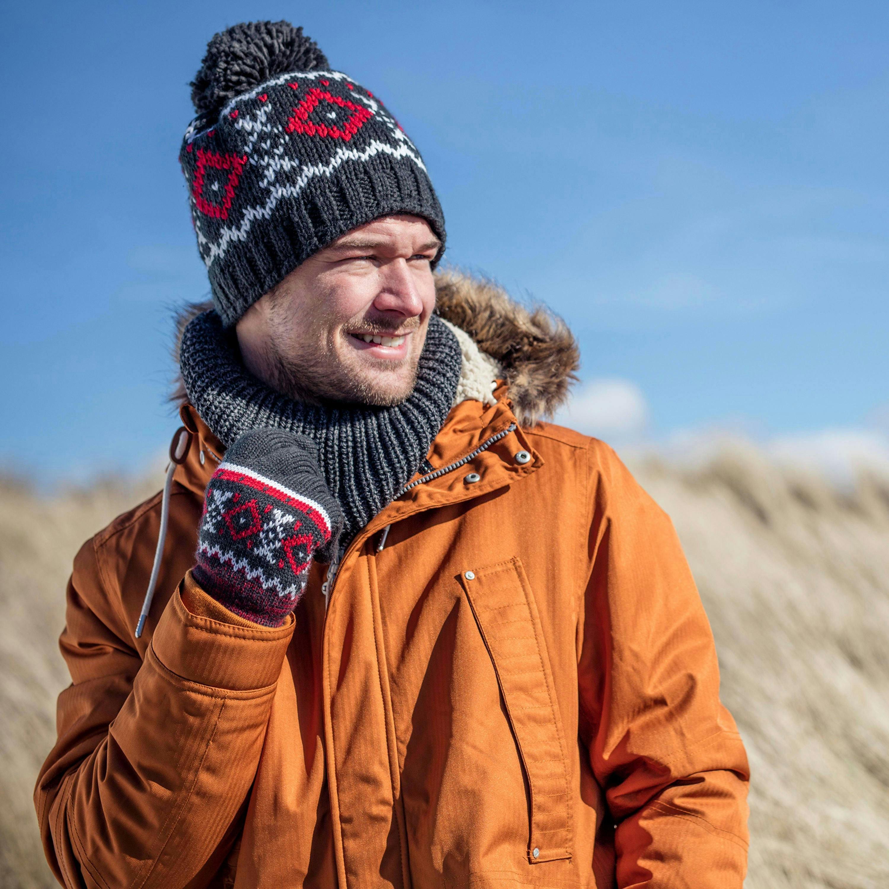 Mens Nordic Fairisle Knitted Fleece Lined Winter Thermal Gloves , view 5 of 5