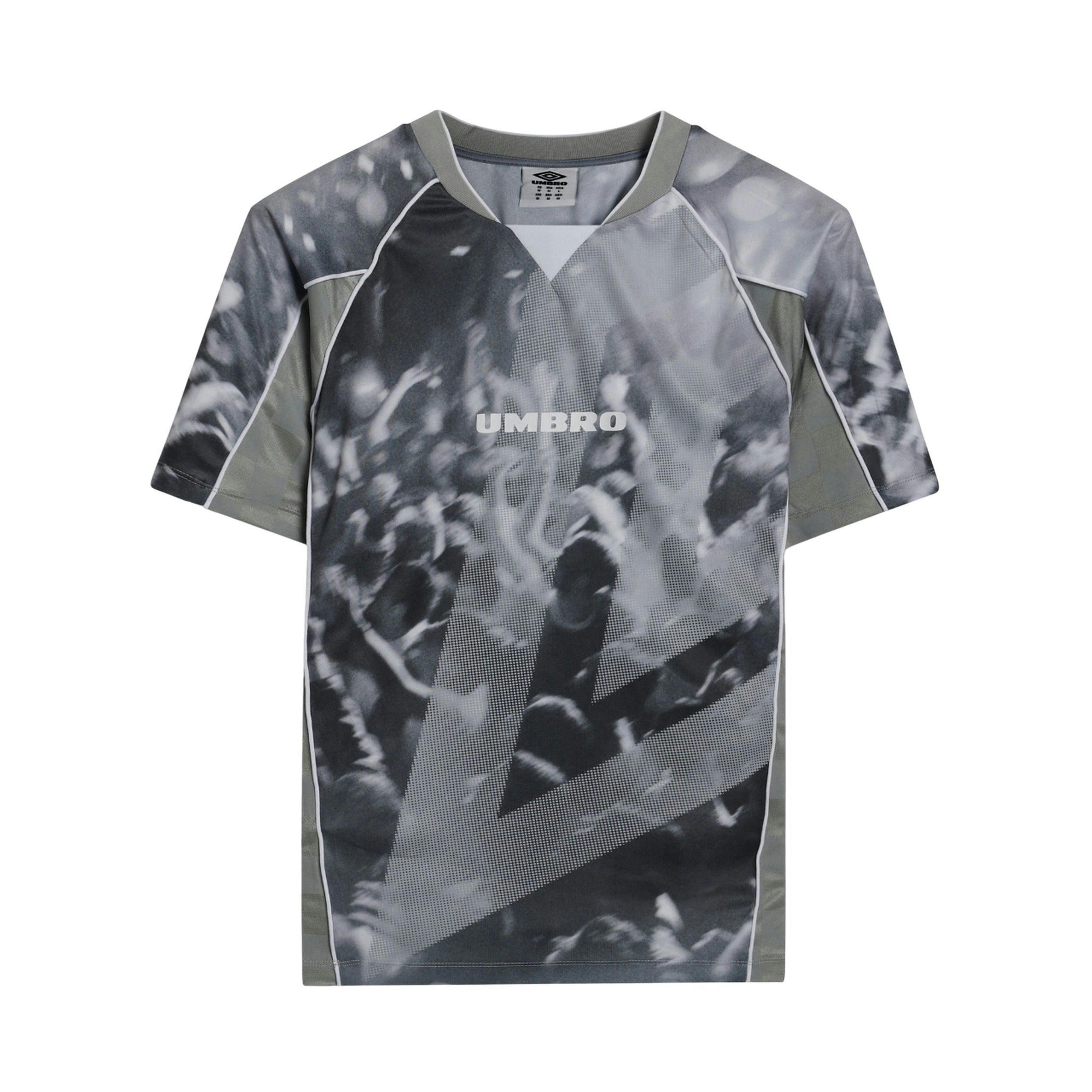 Umbro Mens Panelled Raglan T-Shirt , view 1 of 1