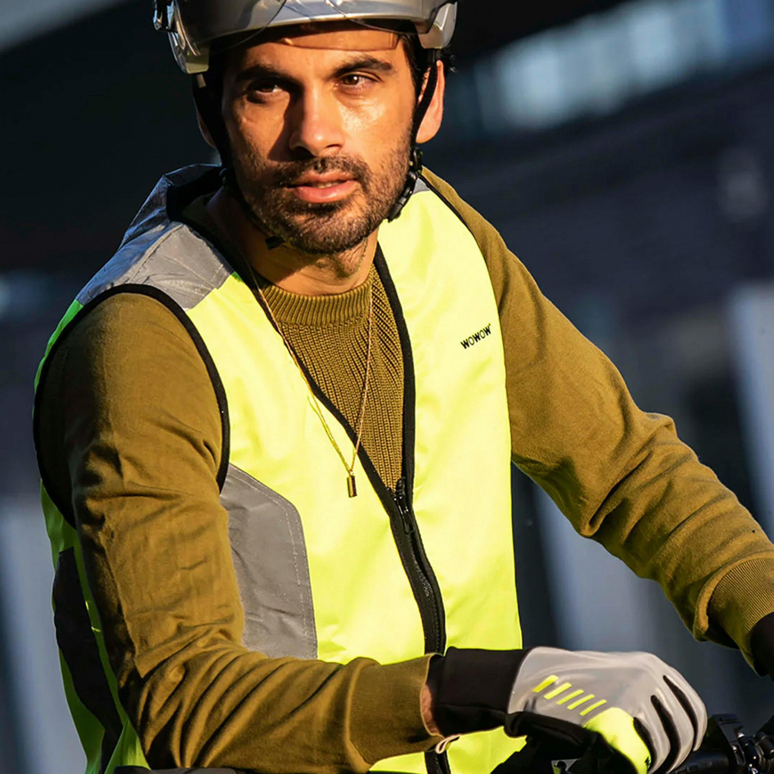 Mens Ladies Yellow Hi Vis Reflective Cycling Vest with USB Rechargeable Pockets , view 4 of 5