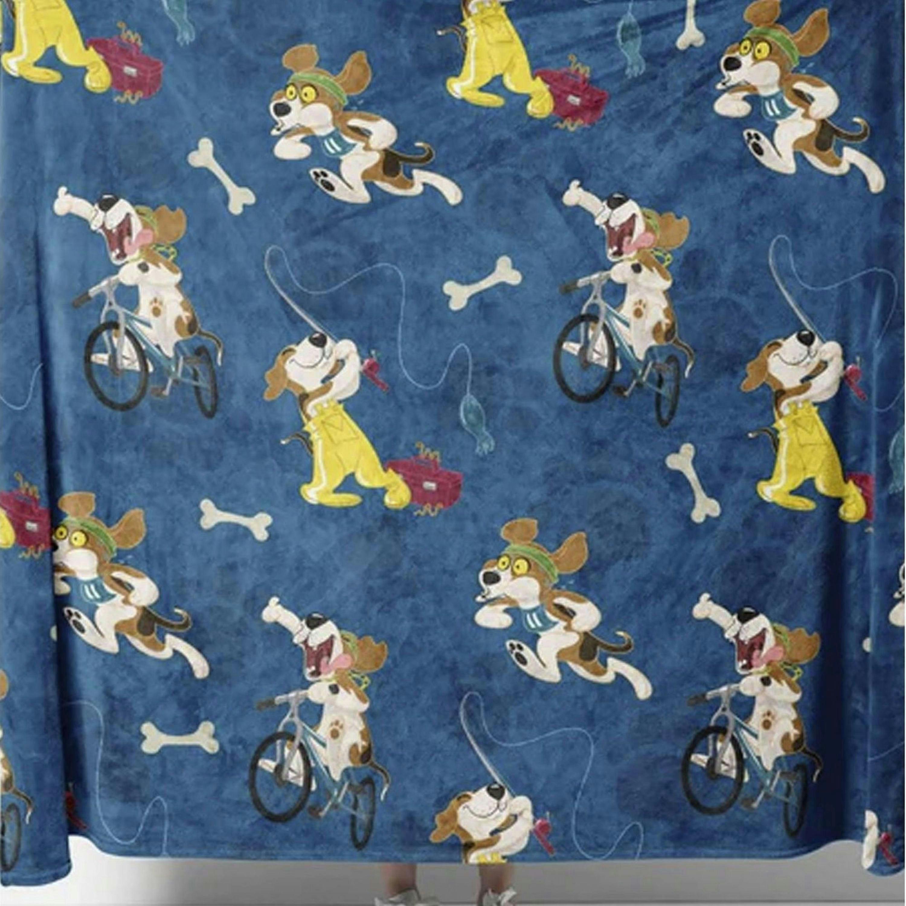 Warm Quilted Fleece Pet Blanket for Winter with Cats & Dogs , view 3 of 5