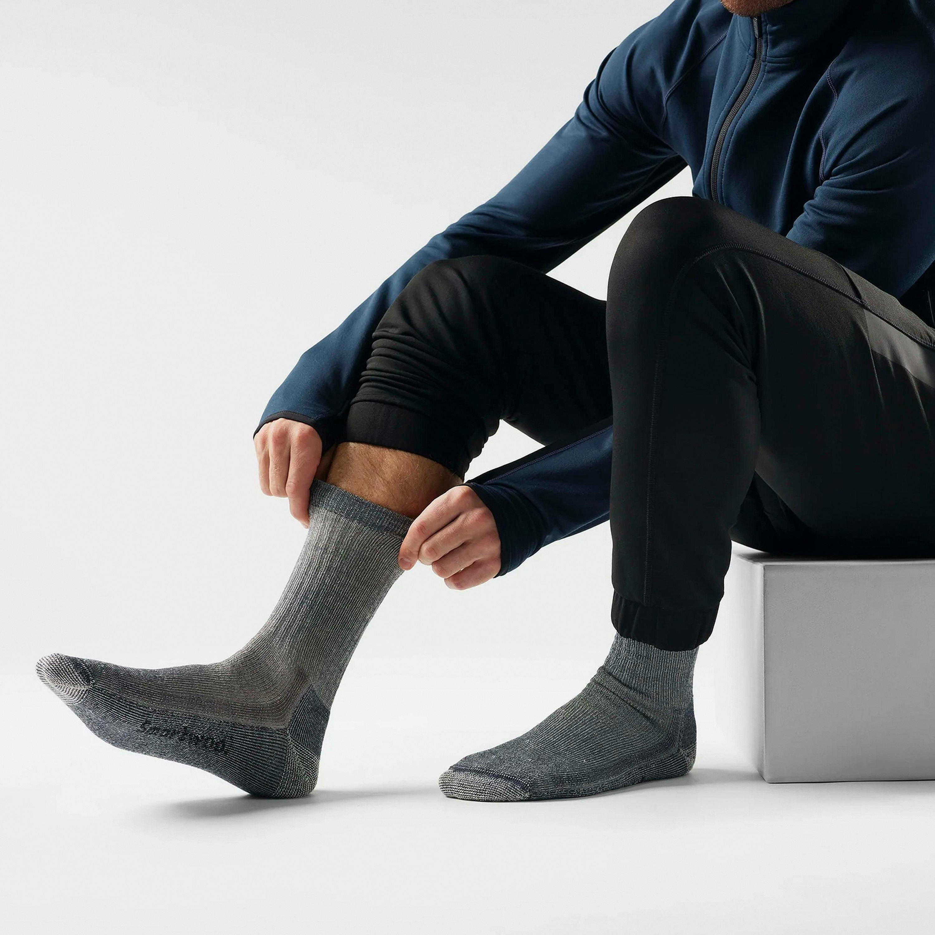 Hike Classic Full Cushion Crew Unisex Socks Outdoor Walking Boot Socks , view 3 of 5