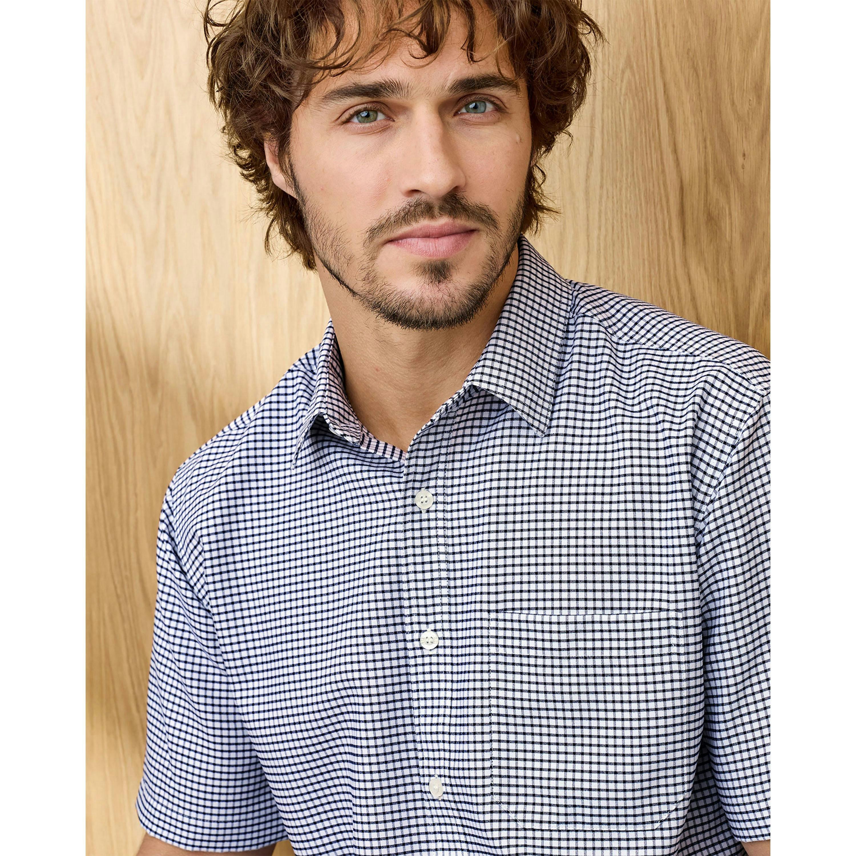 Cotton Traders Signature Short Sleeve Easy-Iron Shirt , view 3 of 3