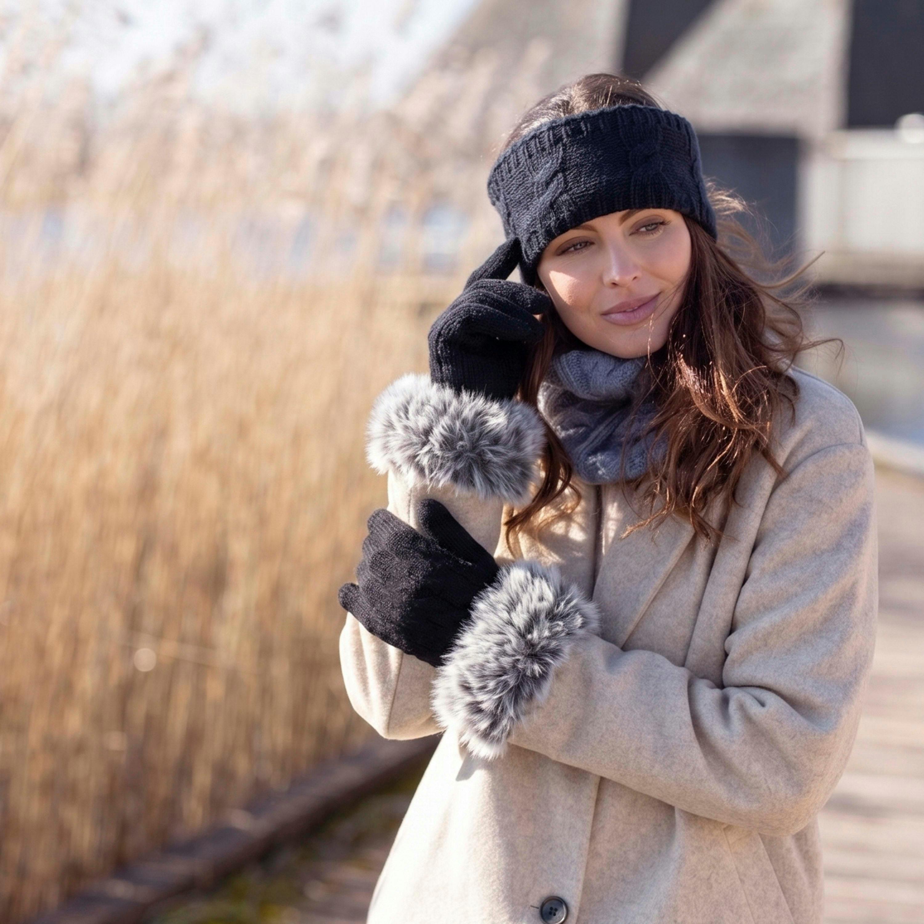 Ladies Hollis Faux Fur Gloves Warm Winter Cosy Lined Gloves , view 5 of 5