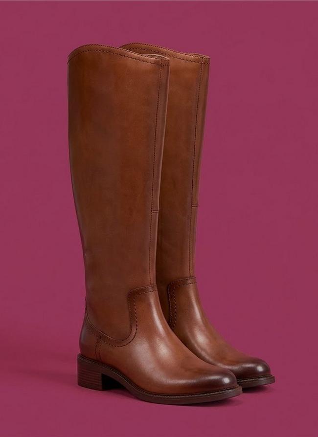 Maye Ride in Brown Leather