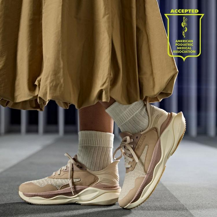 Clarks Pace: Accepted by American Podiatric Medical Association