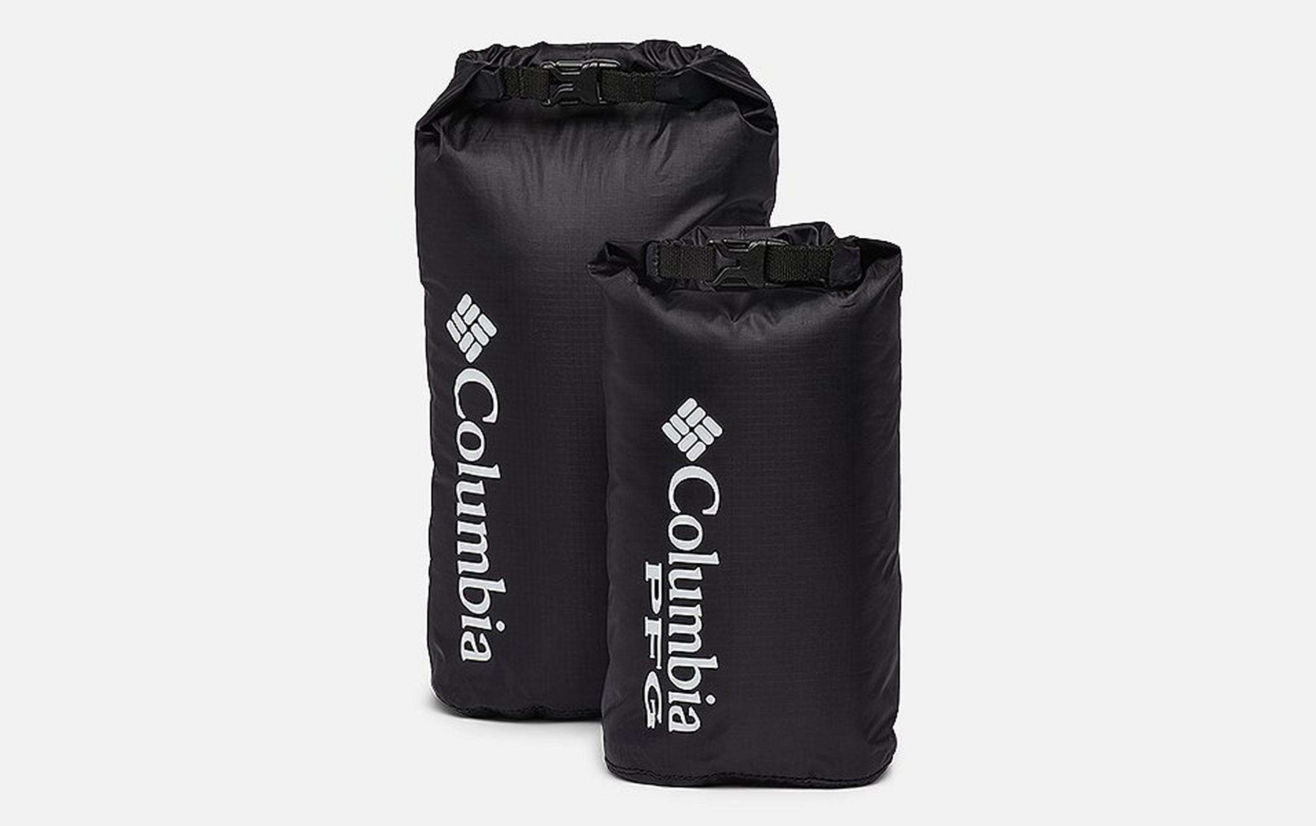 A product shot of Columbia Sportswear’s Tandem Trail 6L and 3L lightweight dry sack set against a white background.