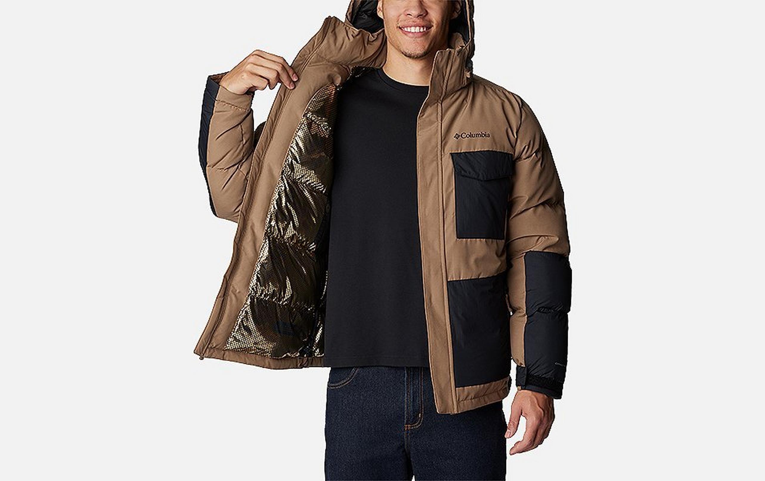 Man wearing a Marquam Peak Fusion Parka.