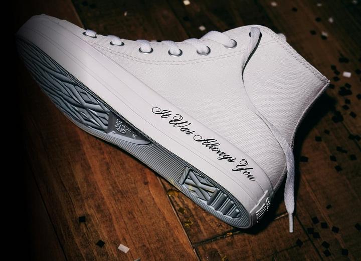 05_D-Converse-LP-SP26-Custom-Refresh-NA-wedding