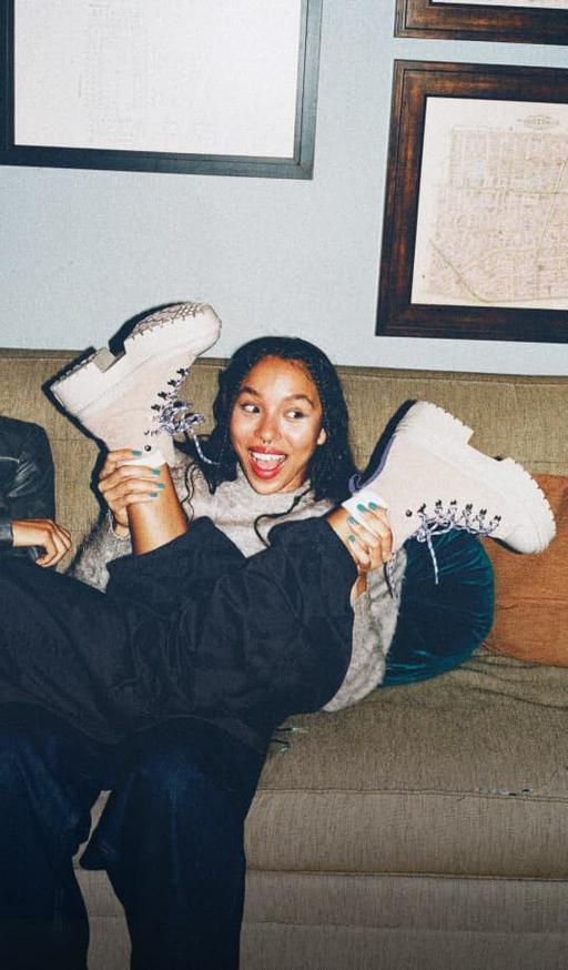 D-Converse-GBL-IGC-For-Her-Gridwall-Platform-Lugged