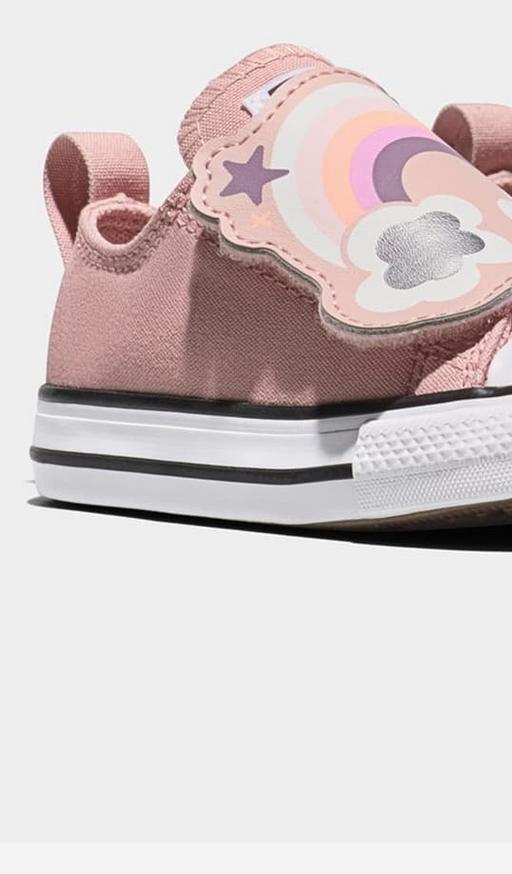 D_Converse_10-15-26_GBL_Chuck-Refresh_Kids_Gridwall_Easy-On