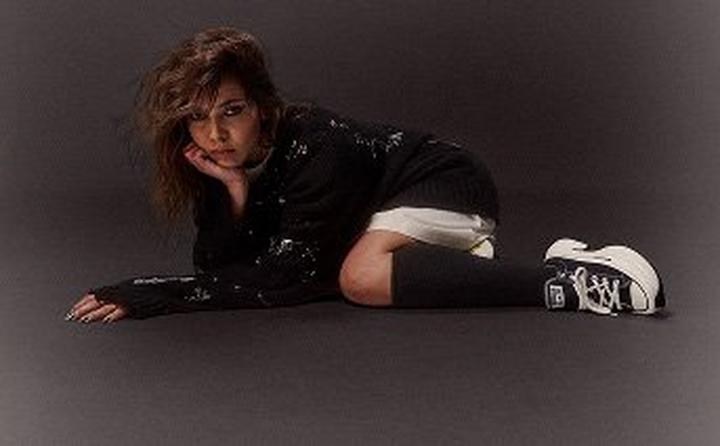 M-Converse-08-06-26-Run-Star-Crush-NAV-2up-V2