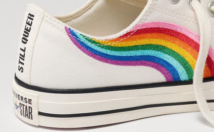 M_Converse_05-14-26_GBL_Pride_Nav_Womens-Wayfinding