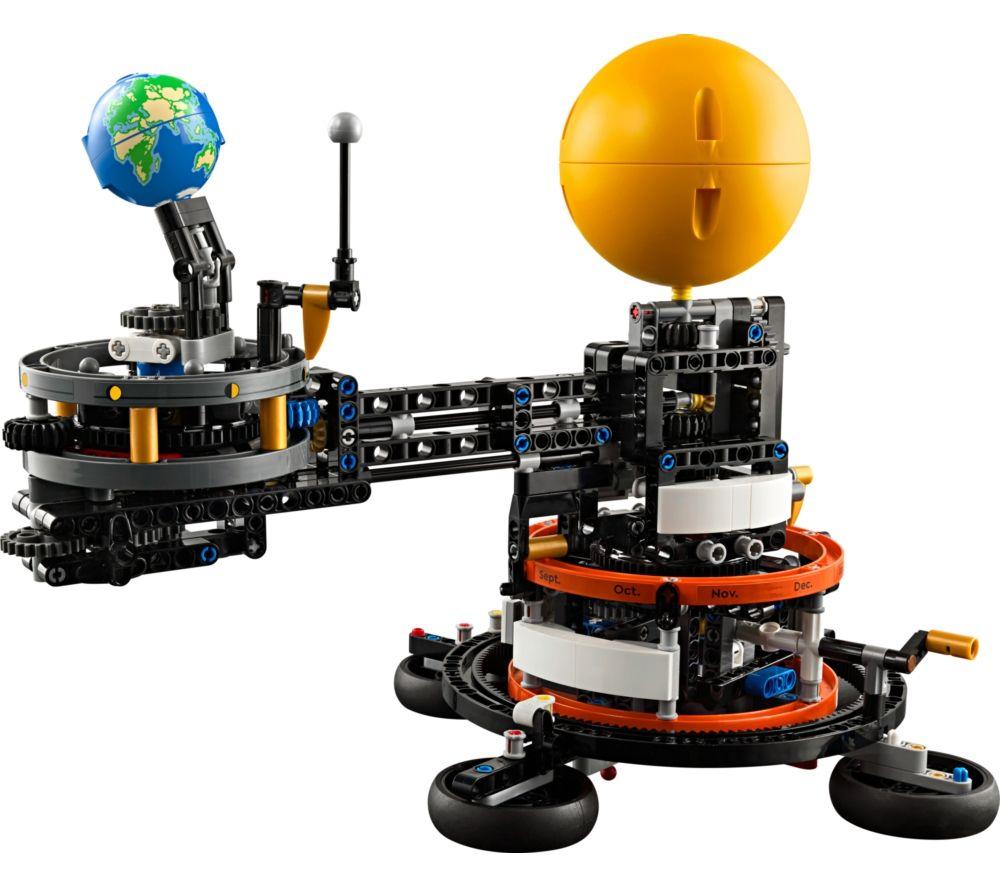 LEGO Technic 42179 Planet Earth and Moon in Orbit Set