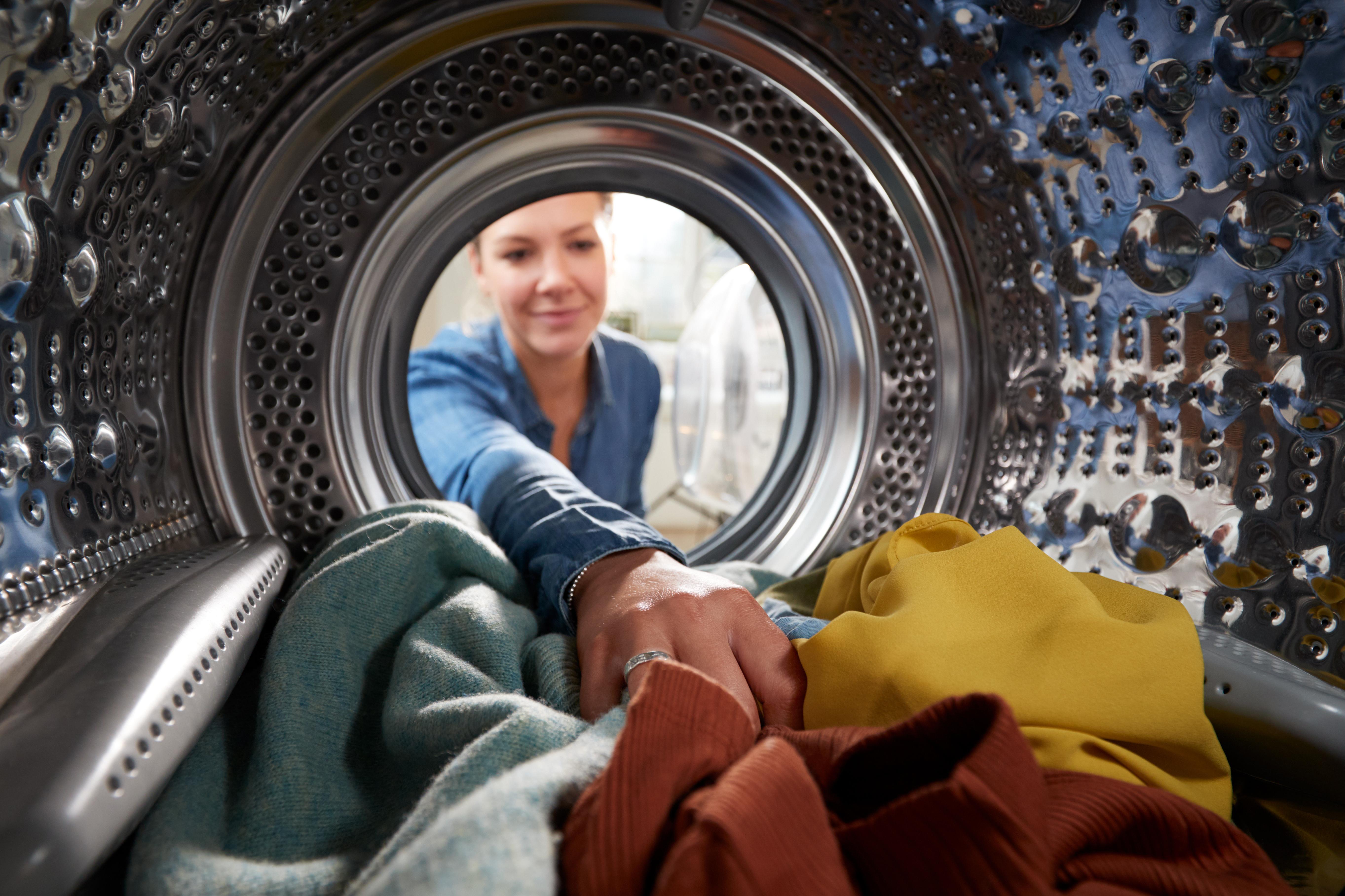 Save energy with a heat pump tumble dryer Currys