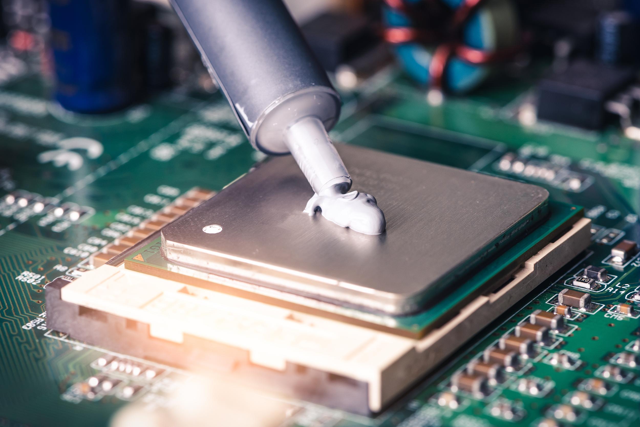 How to apply thermal paste to the CPU Currys