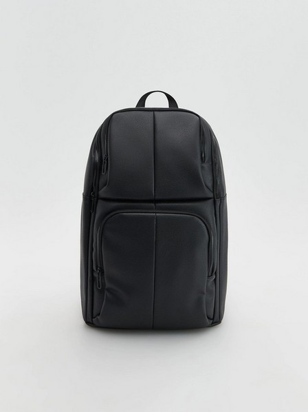 Reserved - حقيبة ظهر جلدية سوداء أنيقة للرجال