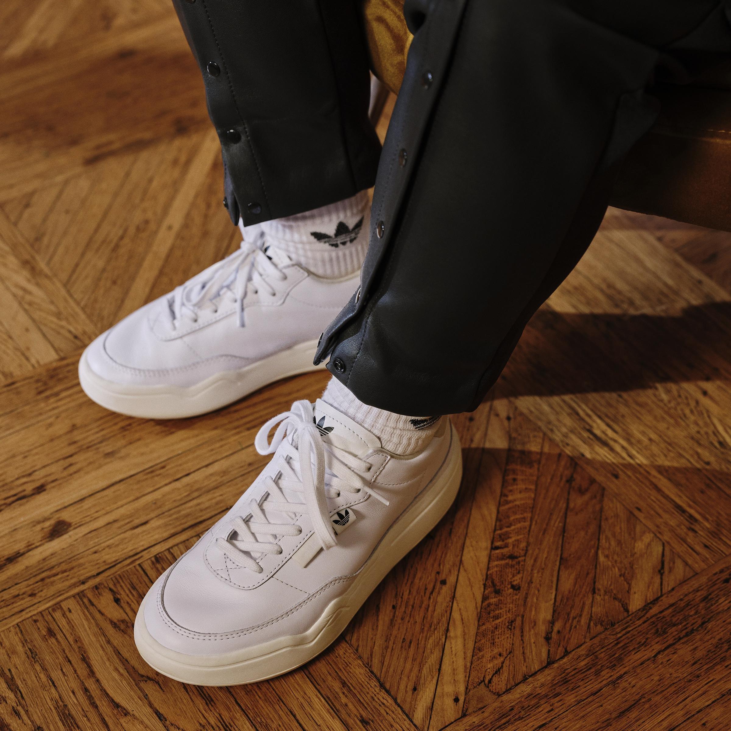 Her Court Shoes, , large image number 12