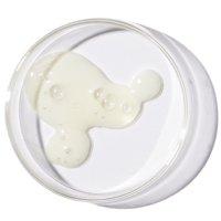 Retinoid swatch in a petri dish