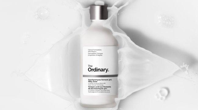 Saccharomyces Ferment 30% Milky Toner splashing into pool of Saccharomyces Ferment 30% Milky Toner