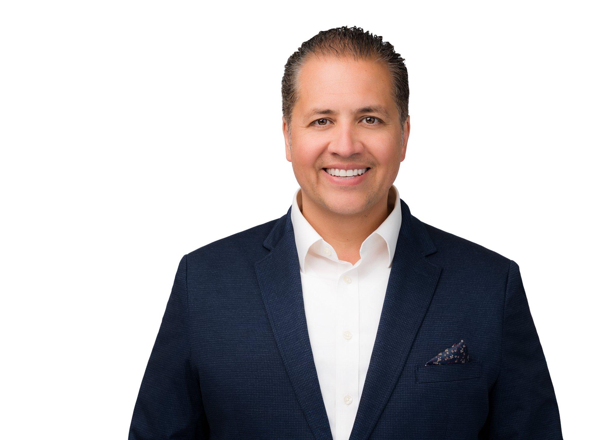 Headshot of Matthew Dolan