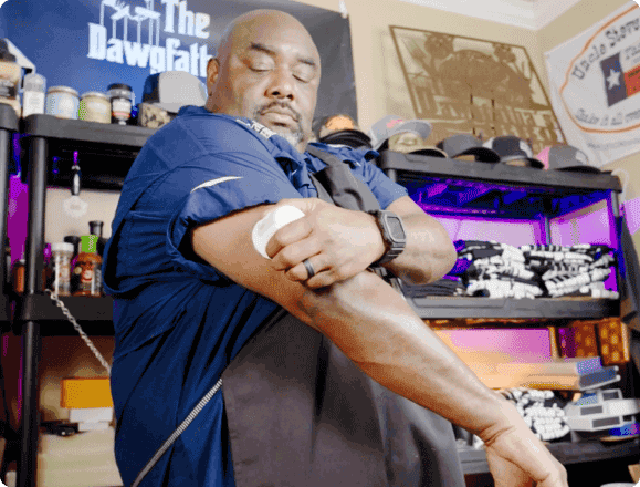 Alton Applying Dexcom G7