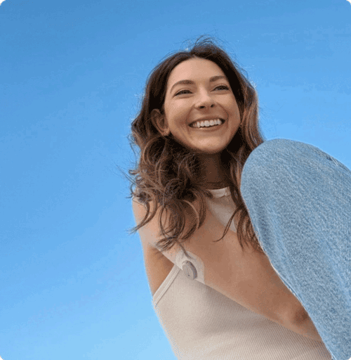 Dexcom Warrior Kelsey Bascom headshot against blue sky