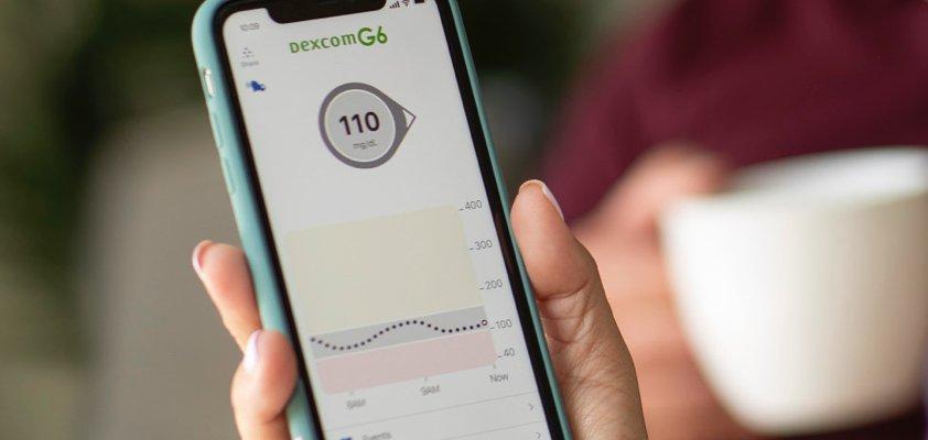 smartphone showing Dexcom G6 app