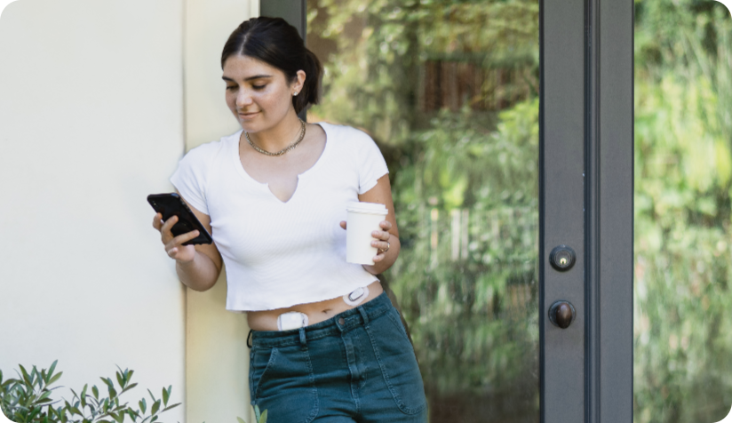 Woman wearing insulin pump