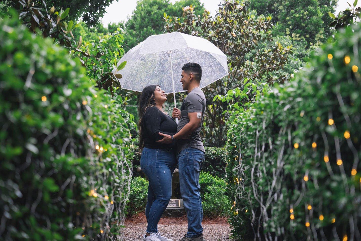 Girl playing tennis with Omnipod and Dexcom on abdomen