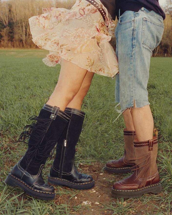 もこもこ 1460 Faux Fur Lined Lace-to-toe Leather Boots in DARK BROWN | Dr
