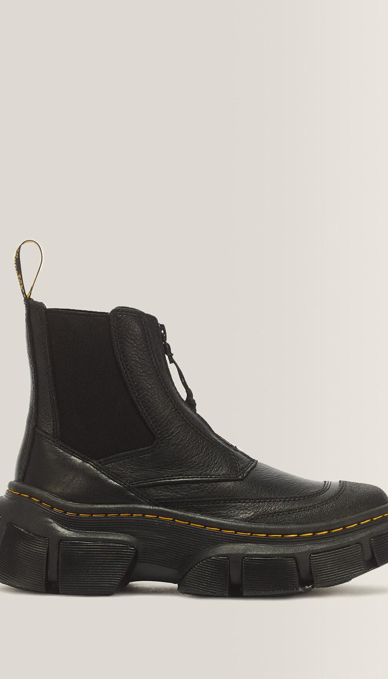 Schwarzer Chelsea-Boot aus Leder mit Stretcheinsatz und klobiger Profilsohle, Seite