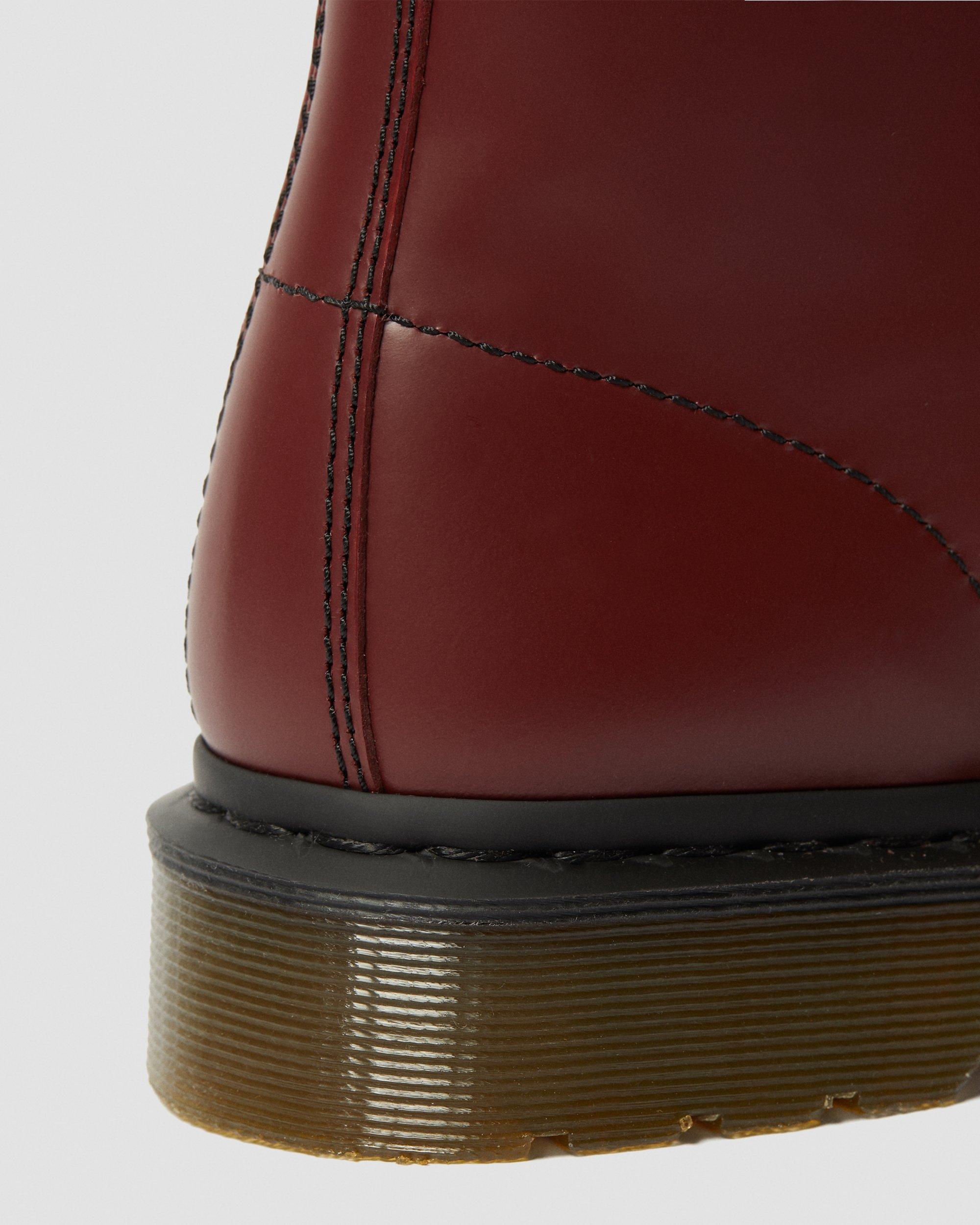 101 SMOOTH LEATHER ANKLE BOOTS in CHERRY RED | Dr. Martens™