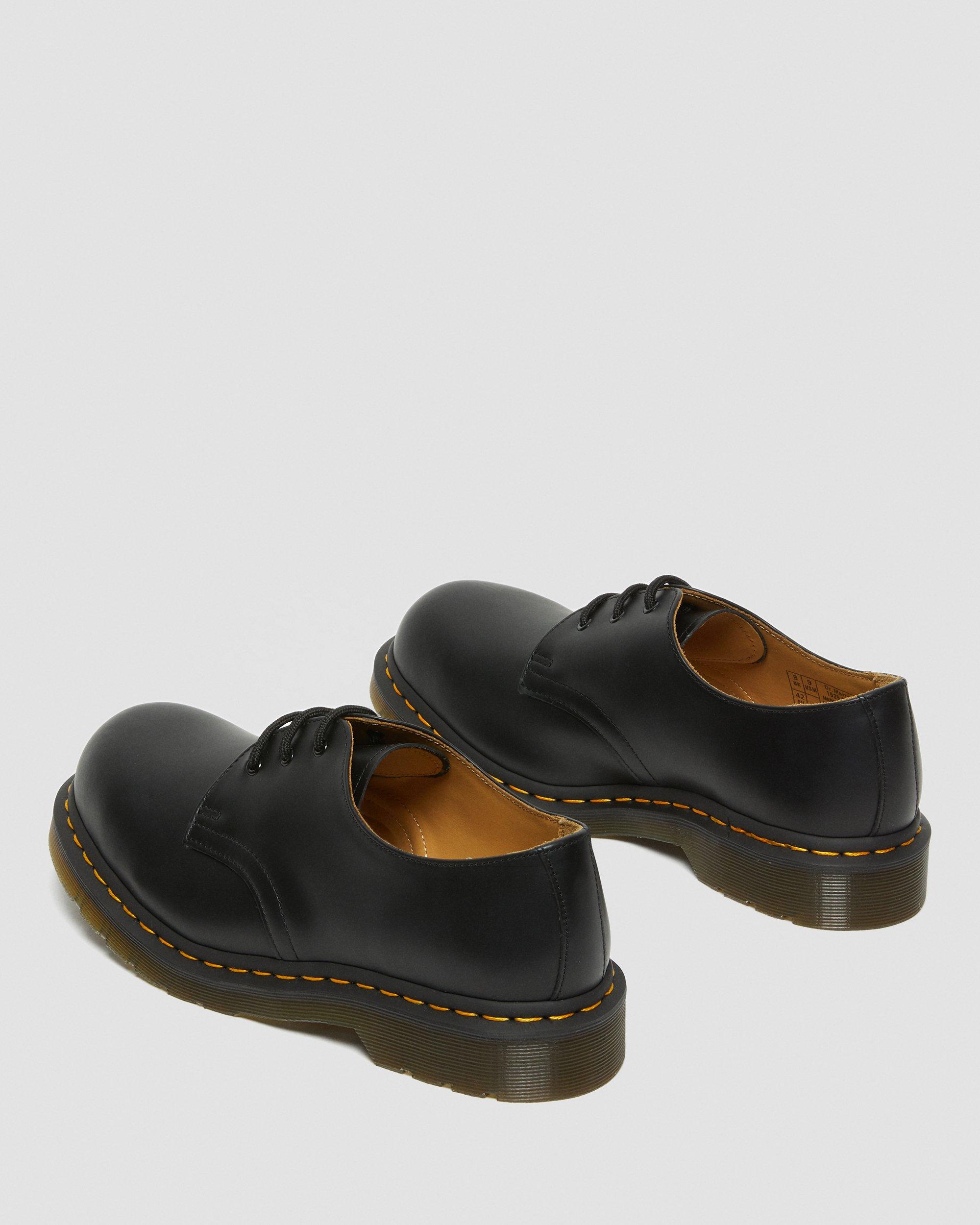 1925 Leather Oxford Shoes in Black | Dr. Martens