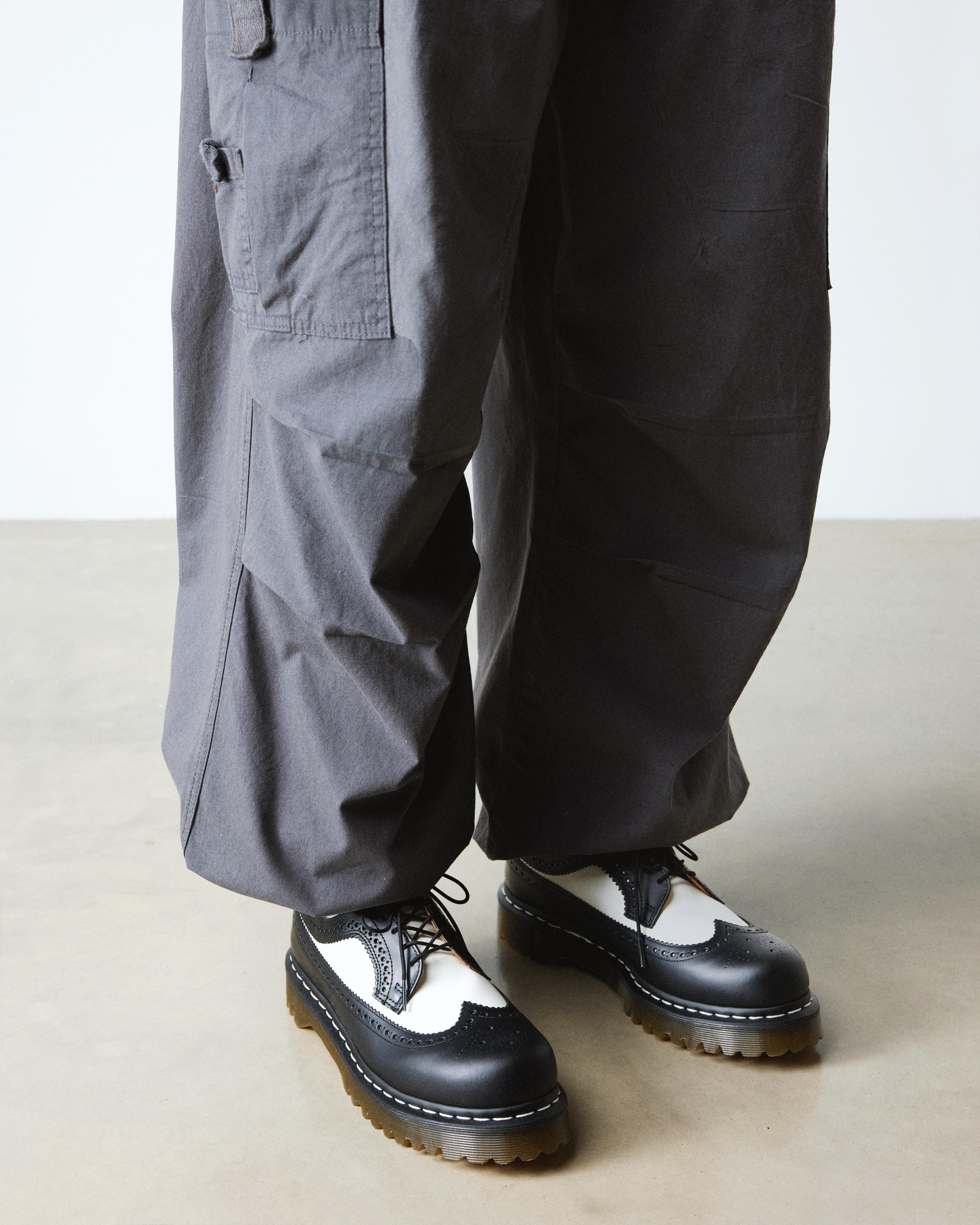 3989 Bex Smooth Leather Brogue Shoes | Dr. Martens ReWair