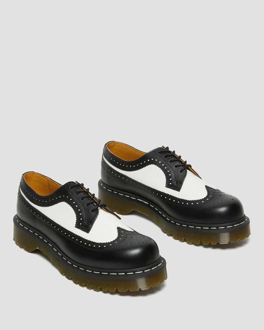 https://i1.adis.ws/i/drmartens/10458001.88.jpg?$large$3989 BEX SMOOTH LEATHER BROGUE SHOES | Dr Martens