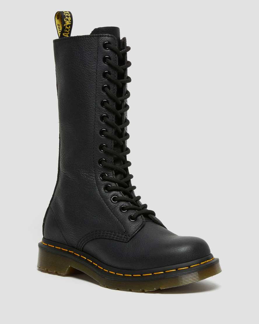 https://i1.adis.ws/i/drmartens/11820008.88.jpg?$large$1B99 VIRGINIA LEATHER HIGH BOOTS | Dr Martens