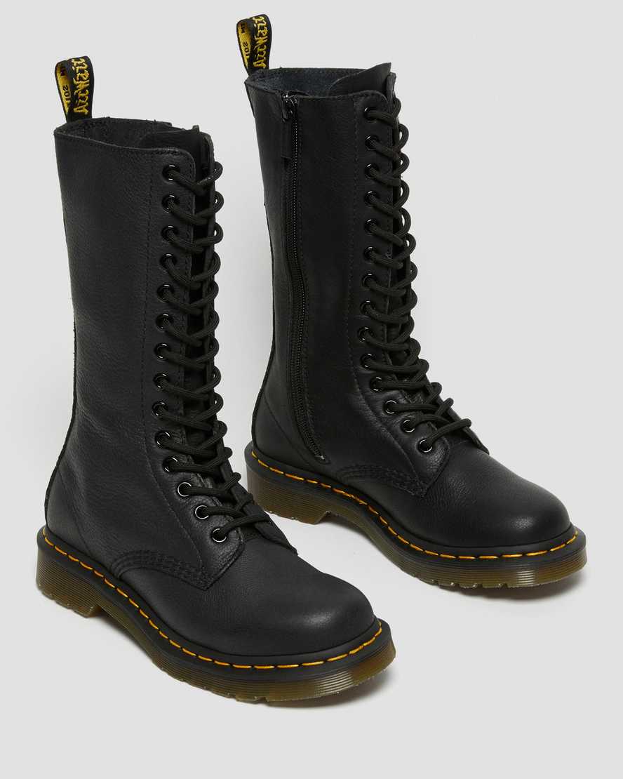 https://i1.adis.ws/i/drmartens/11820008.88.jpg?$large$1B99 Virginia Leather Mid Calf Boots | Dr Martens