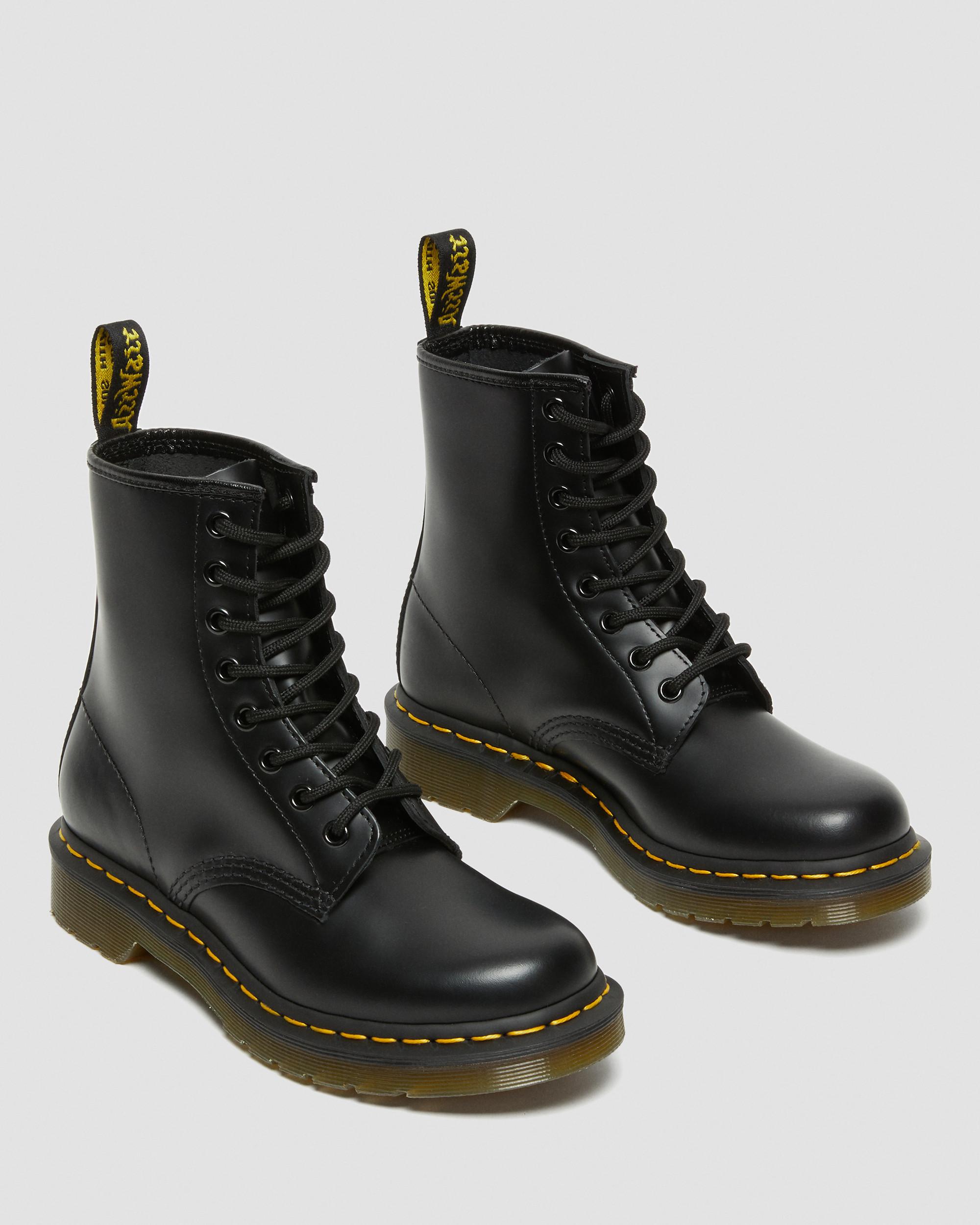 DR MARTENS 1460 Women's Smooth Leather Lace Up Boots