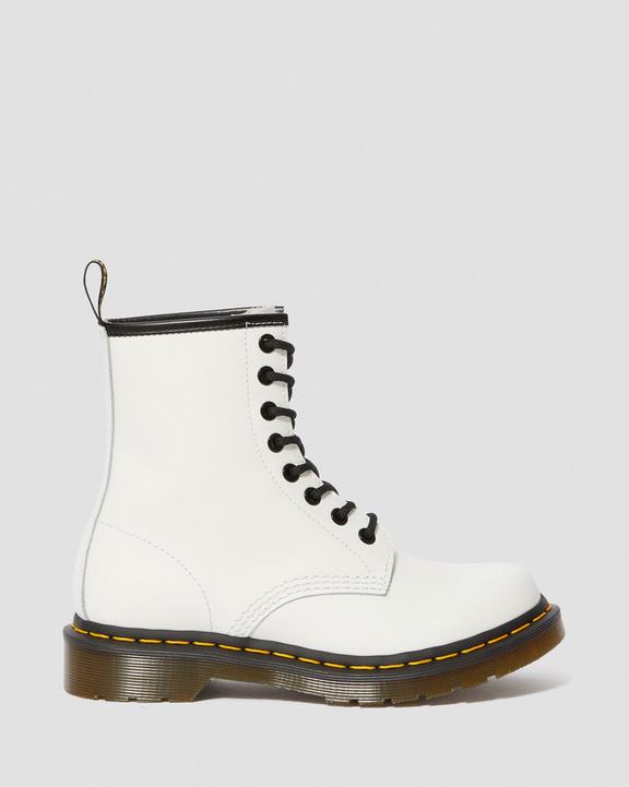 https://i1.adis.ws/i/drmartens/11821100.87.jpg?$large$1460 Women's Smooth Leather Lace Up Boots Dr. Martens