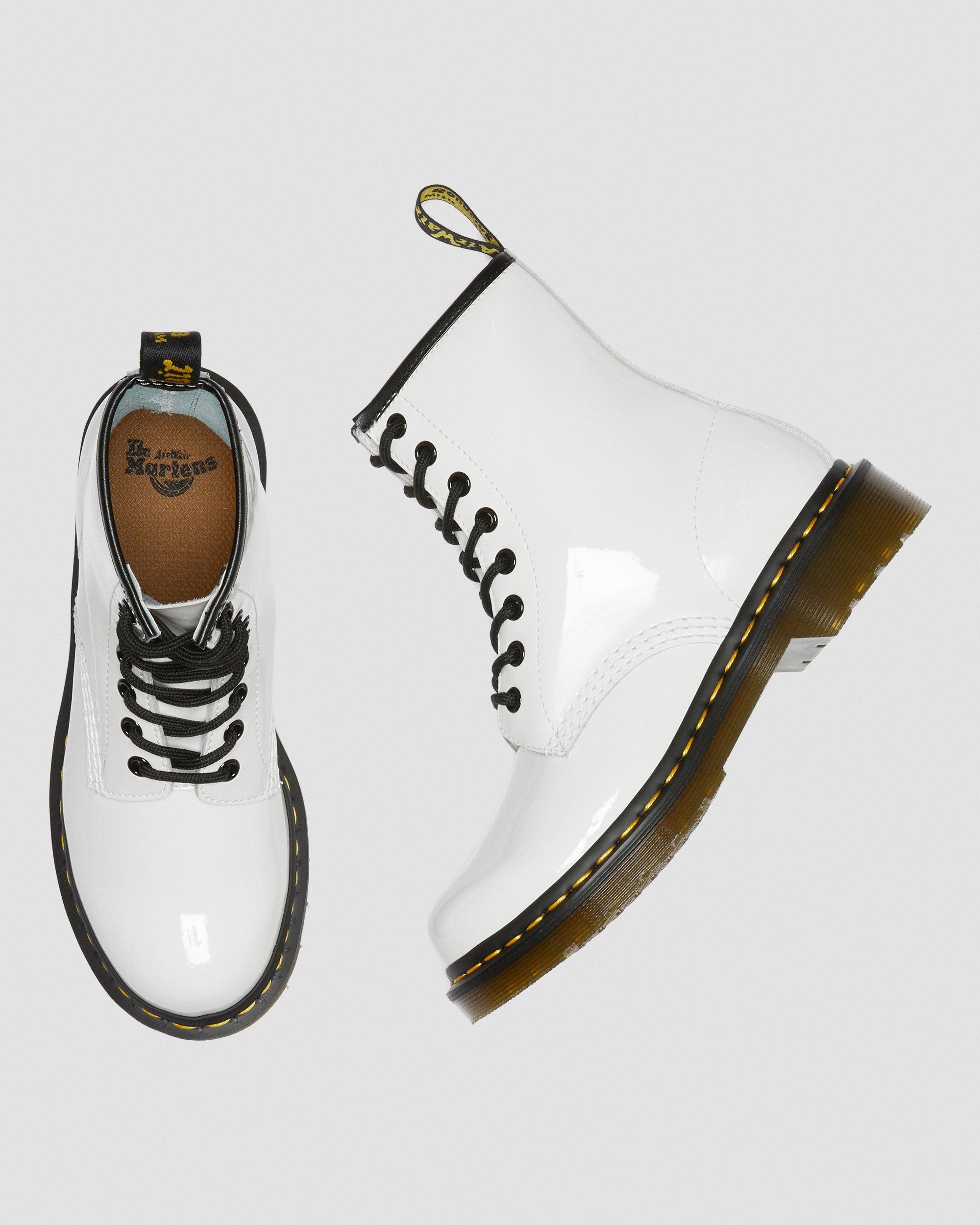BNWB BEAUTIFUL PATENT LEATHER LAMPER CLASSIC WHITE 8 EYELET BOOTS By Dr.Martens 