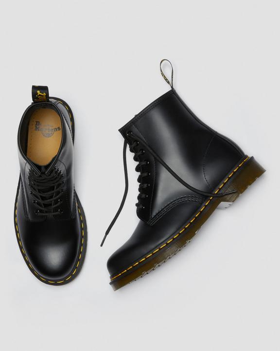 Boots 1460 en cuir Smooth à lacets en noirBoots 1460 en cuir Smooth à lacets Dr. Martens