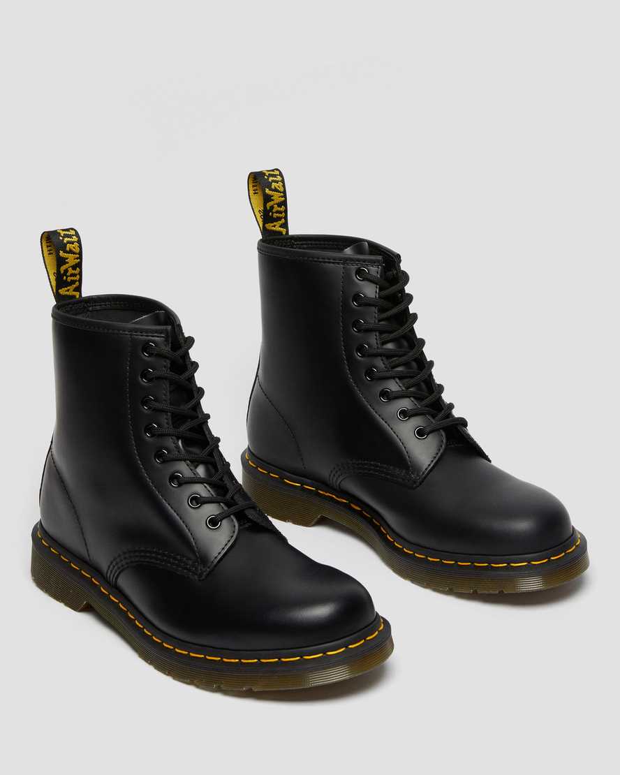1460 Black Smooth Leather Lace Up Boots1460 Glattleder Schnürstiefel Dr. Martens