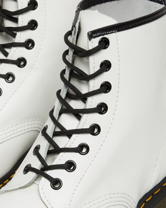 1460 Smooth Leather Lace Up Boots White1460 Smooth Leather Lace Up Boots Dr. Martens
