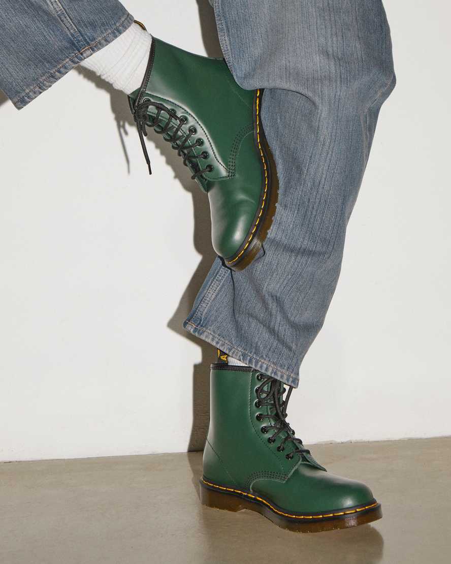 1460 GREEN1460 Smooth Leather Lace Up Boots | Dr Martens