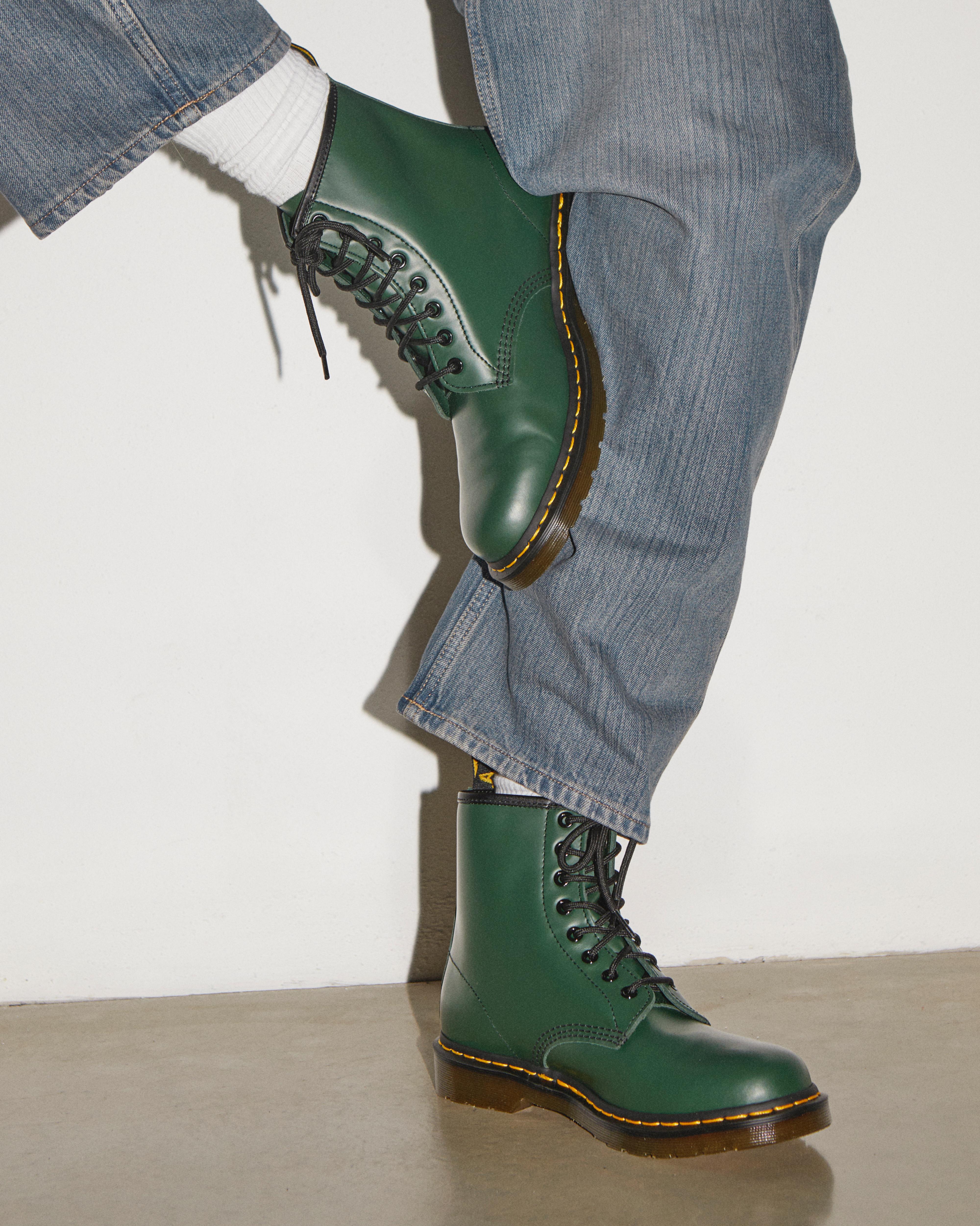 1460 Smooth Leather Lace Up Boots in Green | Dr. Martens